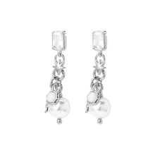 Load image into Gallery viewer, Chelliza Studs